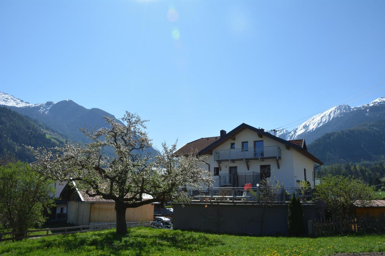 Apart Pitztalurlaub Wenns Exterior foto